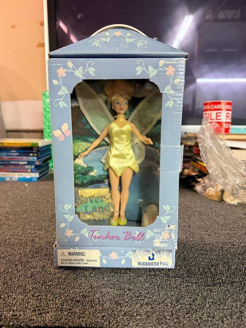 Applause Disney Tinker Bell Doll with Pixie Dust and Never Land Accessories